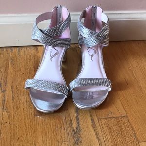 Nina Girl’s Silver Heels
